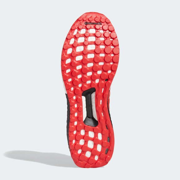 New adidas Unisex Ultraboost DNA Montreal Sneakers